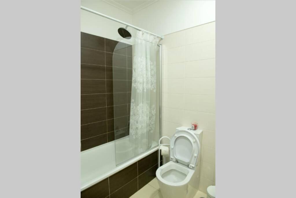 Apartamento Perto Do Centro De Lisboa Com Elevador Appartamento Esterno foto